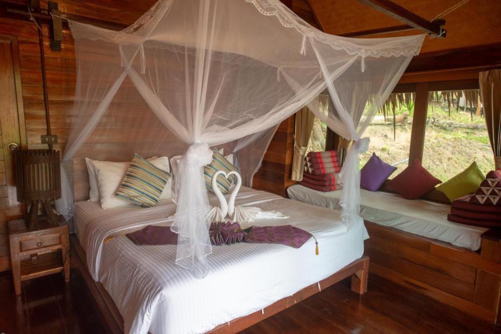 Sawan Resort Koh Lipe Exterior photo